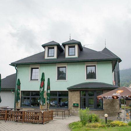 Penzion Safran Есеник Экстерьер фото